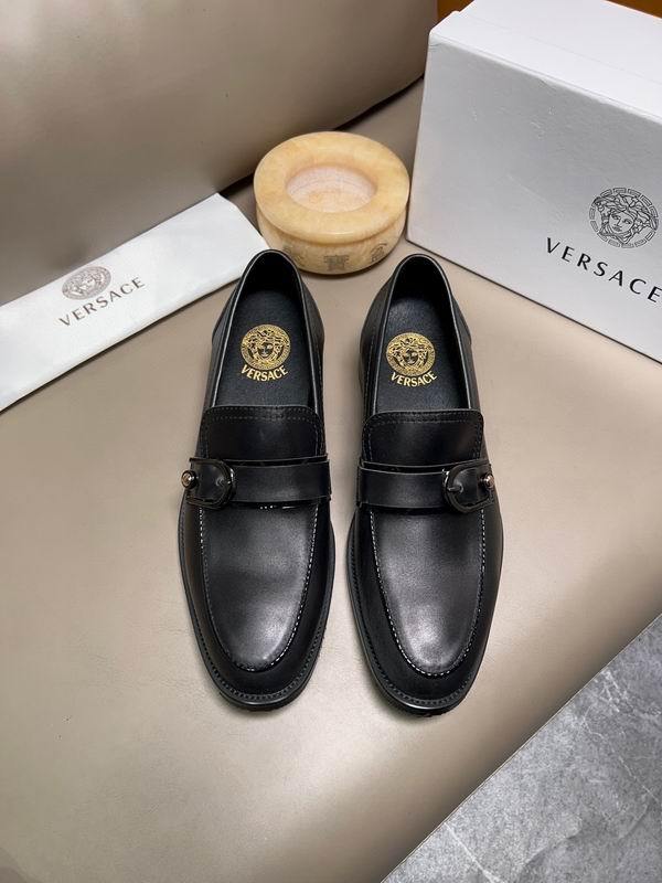 Versace Men's Shoes 687